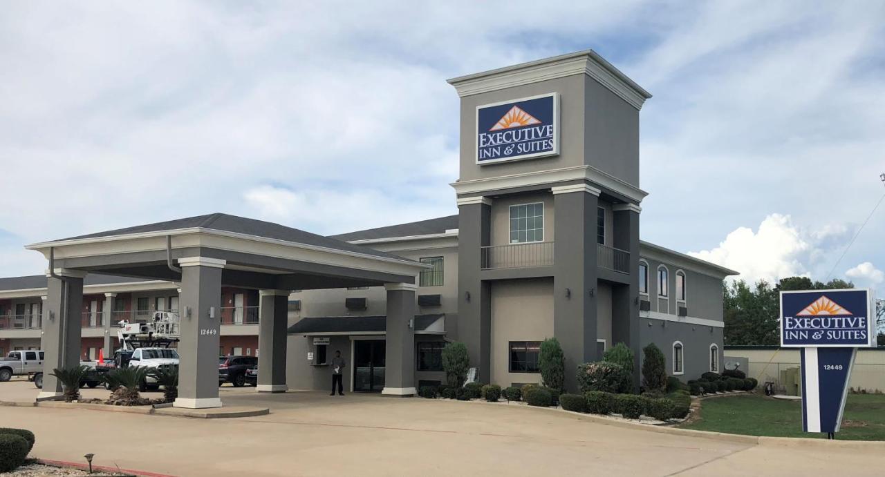 Executive Inn And Suites Joaquin Exterior photo